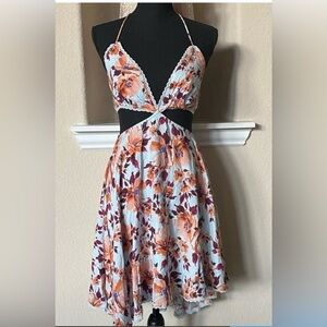 NWT Alexia Admor Ali halter dress, blue floral, women’s 10.  2 piece attached.